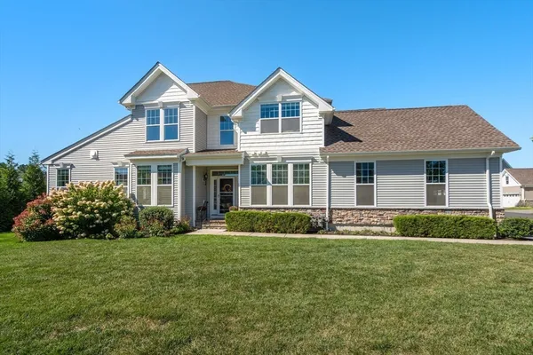 Property Slideshow image 3 of 41 | 20 lansing way # 20, Millis, MA, 02054