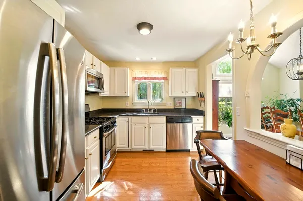 Property Slideshow image 3 of 35 | 14 sandview ter # 14, Mashpee, MA, 02649