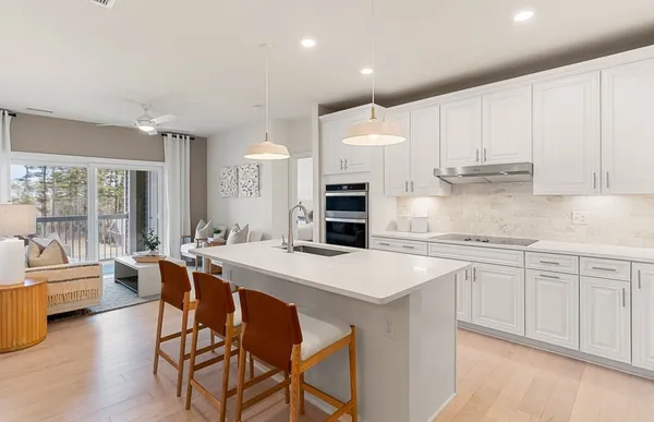 Property Slideshow image 3 of 35 | 320 martins lndg 411, North Reading, MA, 01864