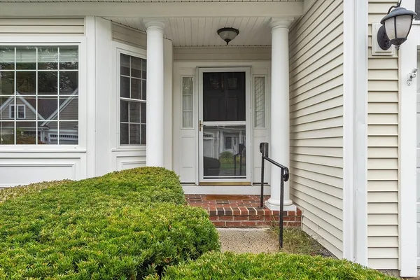 Property Slideshow image 2 of 36 | 453 blue heron dr # 453, Lancaster, MA, 01523