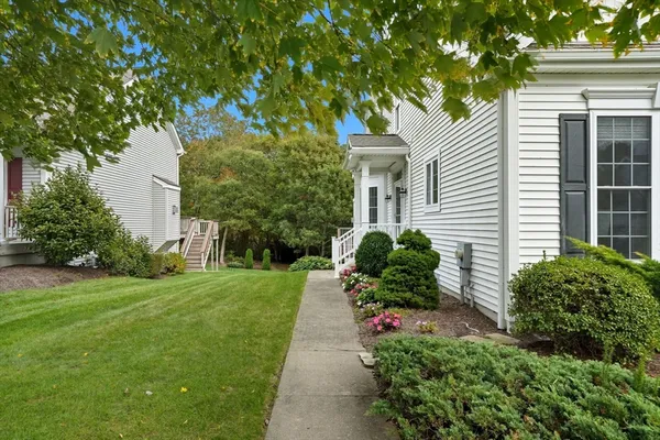 Property Slideshow image 2 of 40 | 22 cottage cv, Plymouth, MA, 02360