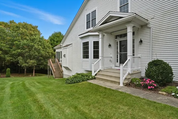 Property Slideshow image 3 of 40 | 22 cottage cv, Plymouth, MA, 02360