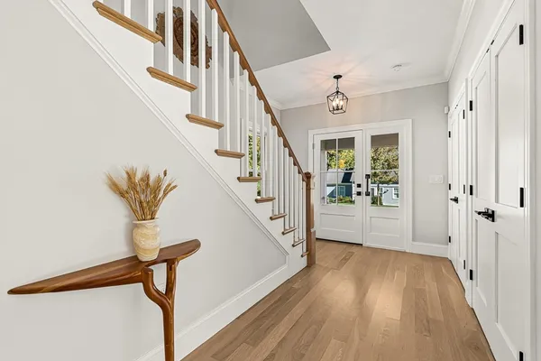 Property Slideshow image 2 of 32 | 5 peakes ln 5, Weston, MA, 02493