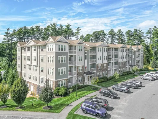 Property Slideshow image 2 of 42 | 220 martins lndg apt 309, North Reading, MA, 01864