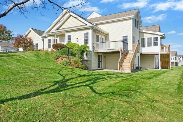 Property Slideshow image 2 of 35 | 69 cortland grove dr # 69, Shrewsbury, MA, 01545