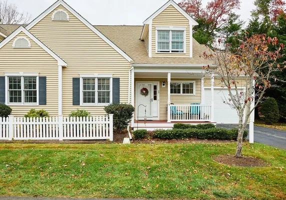 Property Slideshow image 2 of 28 | 29 liberty dr # 29, Pembroke, MA, 02359