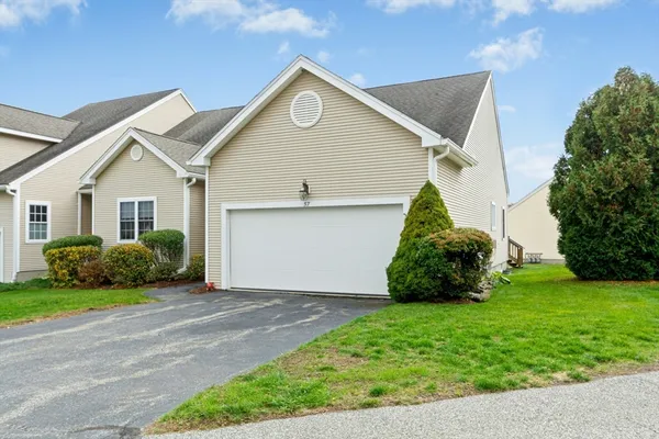 Property Slideshow image 3 of 29 | 57 horne way # 57, Millbury, MA, 01527