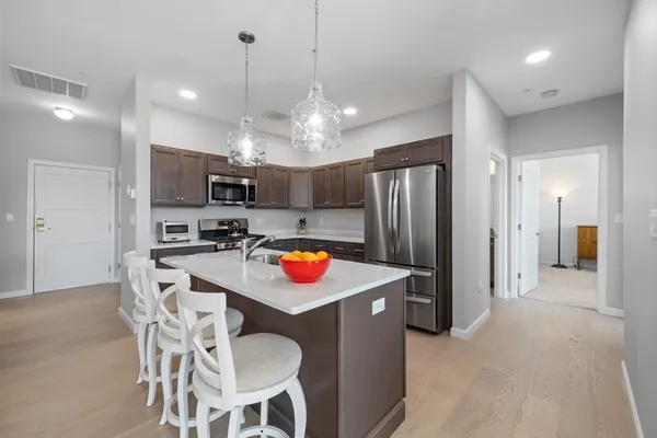 Property Slideshow image 2 of 30 | 1 mariners way unit 309, Plymouth, MA, 02360