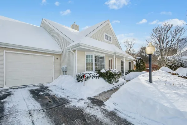 Property Slideshow image 2 of 42 | 5 wessonville village way # 5, Westborough, MA, 01581