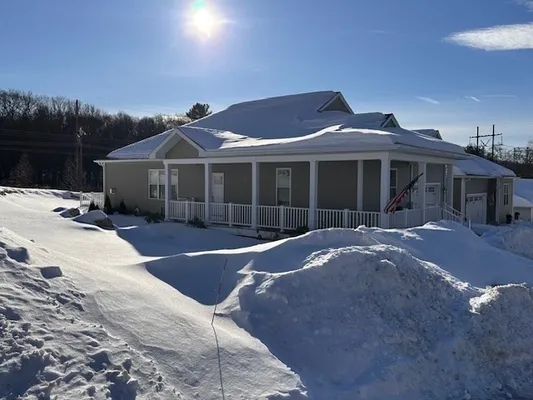 Property Slideshow image 2 of 37 | 61 spring hill dr # 61, Uxbridge, MA, 01569