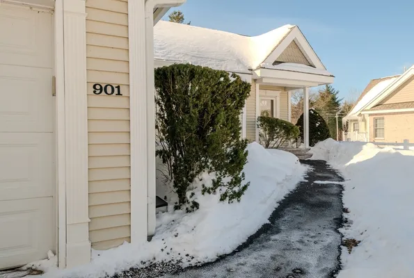 Property Slideshow image 2 of 42 | 901 alyssa dr # 901, Groveland, MA, 01834