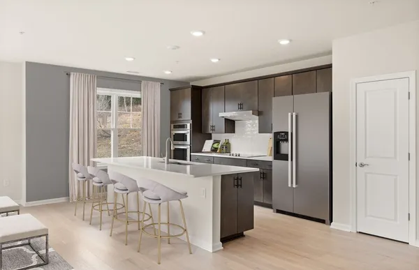 Property Slideshow image 2 of 21 | 5 peters farm way 201, Westborough, MA, 01581