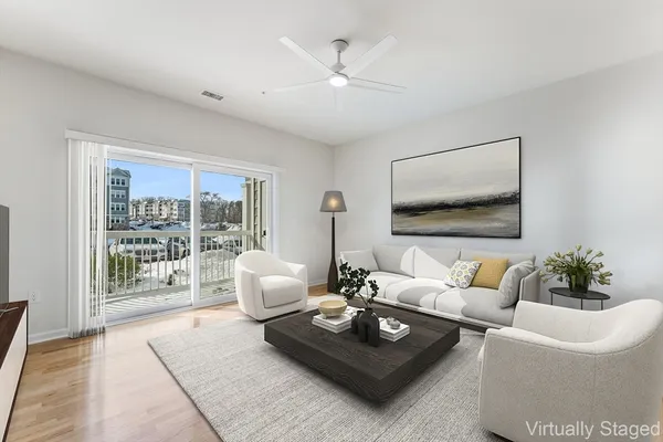 Property Slideshow image 3 of 34 | 1102 peters farm way # 1102, Westborough, MA, 01581