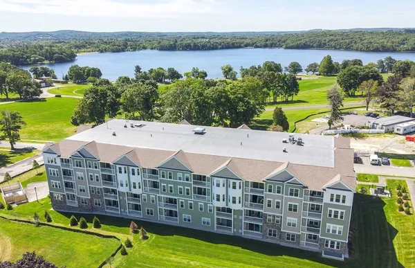 Property Slideshow image 2 of 27 | 5 peters farm way 305, Westborough, MA, 01581