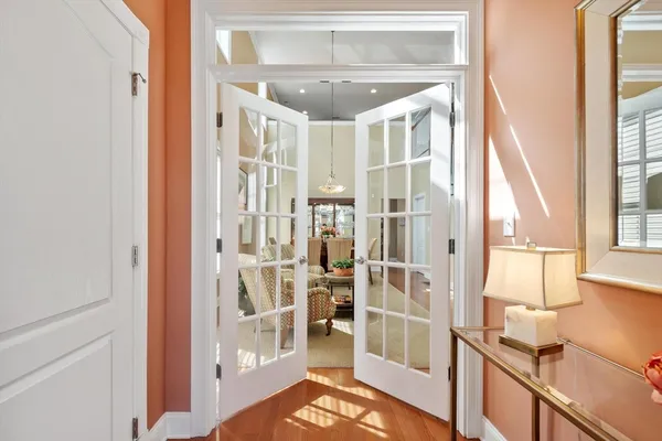 Property Slideshow image 3 of 40 | 25 avebury ln 22, Marlborough, MA, 01752