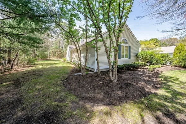 Property Slideshow image 3 of 35 | 12 kettle ln 31, Mashpee, MA, 02649