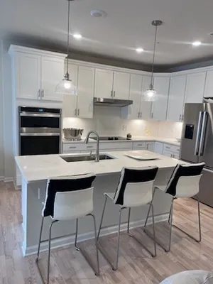 Property Slideshow image 3 of 11 | 260 martins lndg 102, North Reading, MA, 01864