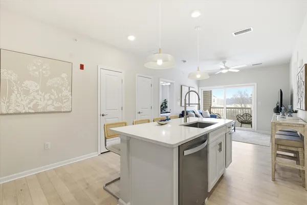 Property Slideshow image 3 of 39 | 300 martins lndg 9505, North Reading, MA, 01864
