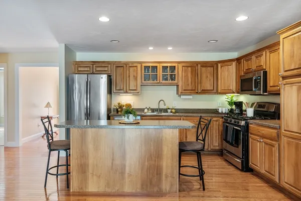 Property Slideshow image 3 of 20 | 44 angell brook dr 44, West Boylston, MA, 01583