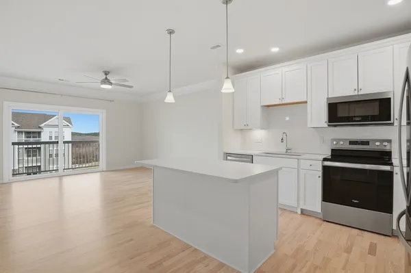 Property Slideshow image 3 of 42 | 4403 peters farm way 4403, Westborough, MA, 01581