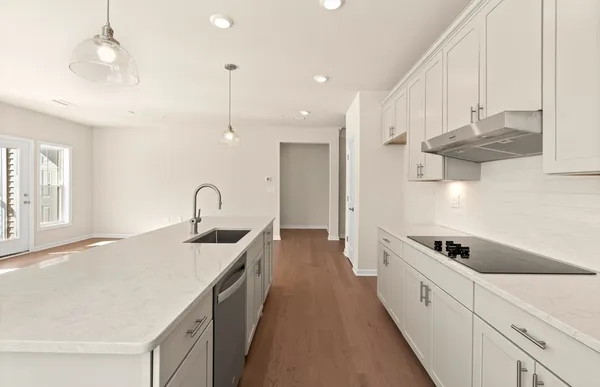 Property Slideshow image 2 of 37 | 5 peters farm way 312, Westborough, MA, 01581