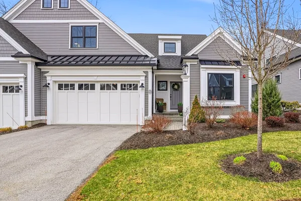 Property Slideshow image 3 of 42 | 935 main st 23, Shrewsbury, MA, 01545