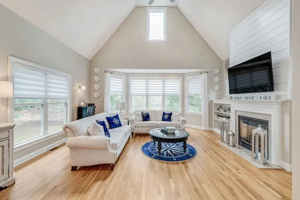 Property Slideshow image 2 of 39 | 17 aberdeen 17, Plymouth, MA, 02360