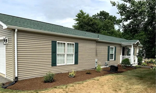 Property Slideshow image 2 of 32 | 103 orchard ct, Middleboro, MA, 02346