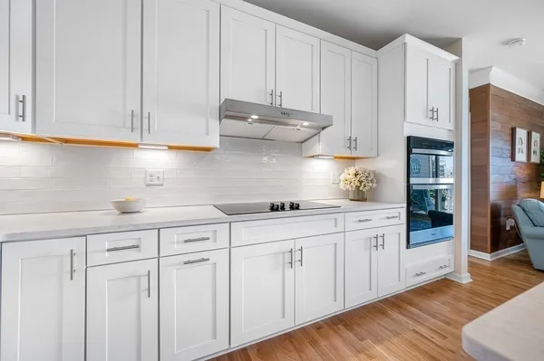 Property Slideshow image 3 of 42 | 6 peters farm way 411, Westborough, MA, 01581