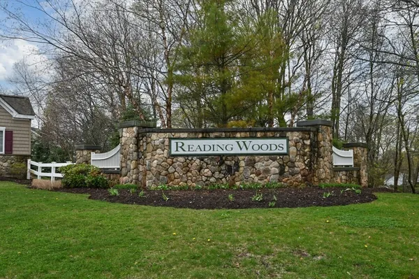 Property Slideshow image 2 of 32 | 57 augustus ct 1010, Reading, MA, 01867