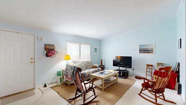 Property Slideshow image 2 of 36 | 1307 blueberry cir, Middleboro, MA, 02346