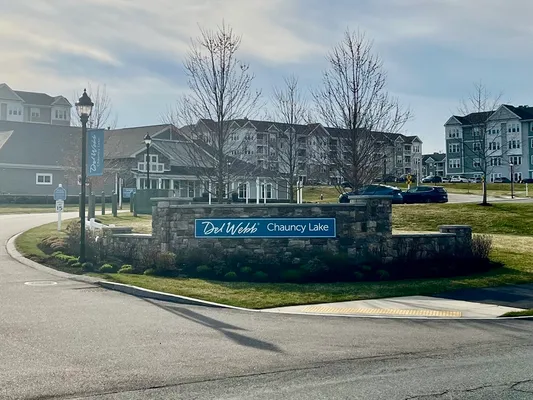 Property Slideshow image 2 of 23 | 4204 peters farm way 204, Westborough, MA, 01581