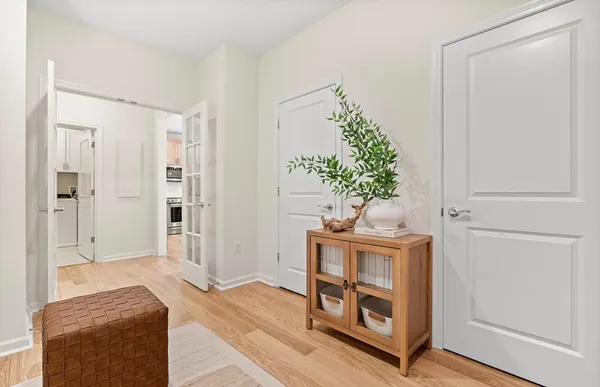 Property Slideshow image 2 of 33 | 5 peters farm way 304, Westborough, MA, 01581