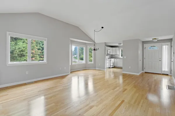 Property Slideshow image 3 of 27 | 115 pine hill blvd 347, Mashpee, MA, 02649