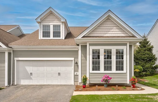 Property Slideshow image 2 of 42 | 22 quail ridge dr 22, Acton, MA, 01720