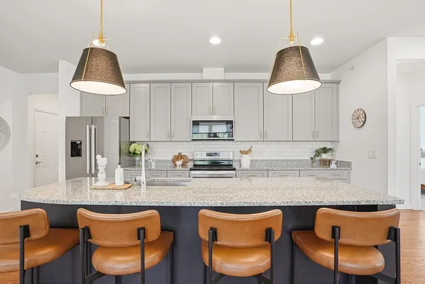 Property Slideshow image 2 of 41 | 8 jackson dr 8, Upton, MA, 01568