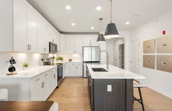 Property Slideshow image 2 of 20 | 30 coppersmith way 304, Canton, MA, 02021