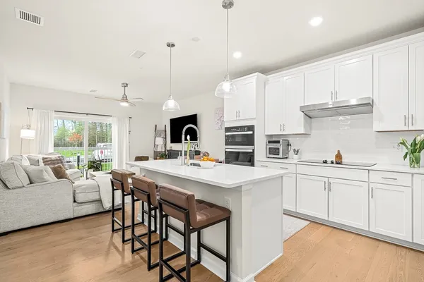 Property Slideshow image 2 of 19 | 300 martins lndg 103, North Reading, MA, 01864