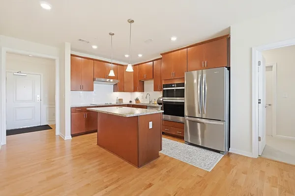 Property Slideshow image 2 of 38 | 4311 peters farm way 311, Westborough, MA, 01581