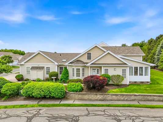 Property Slideshow image 2 of 41 | 70 orchard meadow dr 70, Shrewsbury, MA, 01545