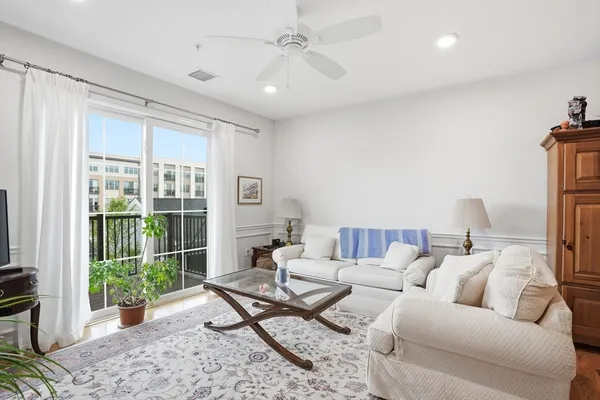 Property Slideshow image 2 of 33 | 45 plaza way 208, Plymouth, MA, 02360
