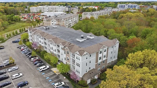 Property Slideshow image 2 of 28 | 130 trotter rd 1212, Weymouth, MA, 02190