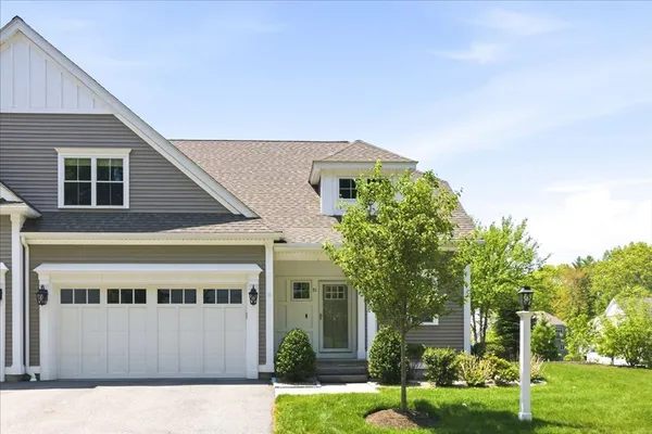 Property Slideshow image 3 of 42 | 51 fillmore ln 51, Walpole, MA, 02081