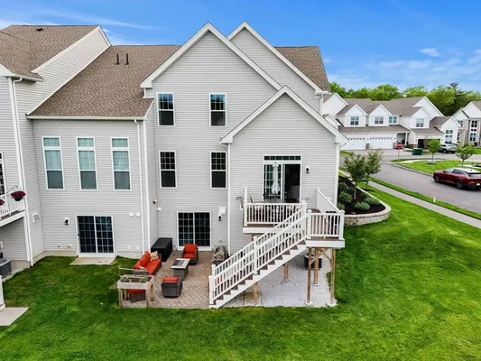 Property Slideshow image 2 of 37 | 38 phoebe st 102, Methuen, MA, 01844