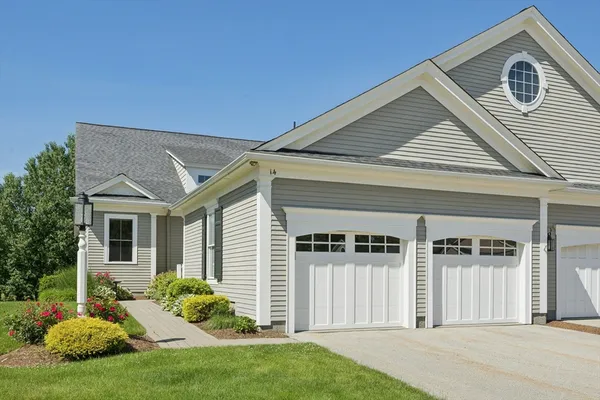 Property Slideshow image 2 of 42 | 14 lydias way 14, Northborough, MA, 01532