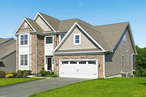 Property Slideshow image 2 of 42 | 49 pine tree dr 49, Methuen, MA, 01844