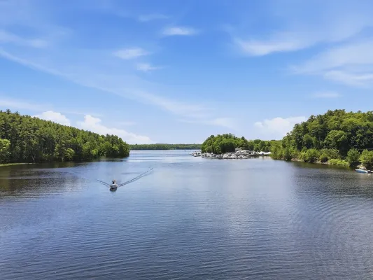 Property Slideshow image 3 of 25 | 60 merrimac st 611, Amesbury, MA, 01913