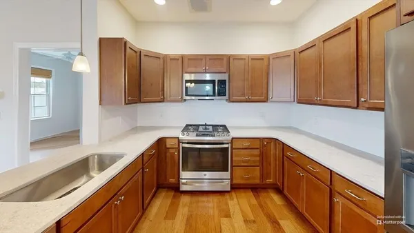 Property Slideshow image 3 of 15 | 62 mariners way 210, Plymouth, MA, 02360