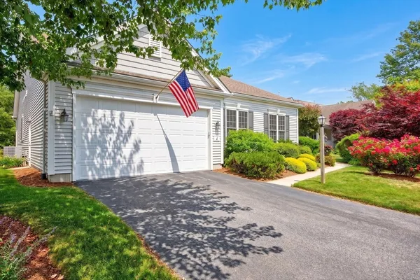 Property Slideshow image 2 of 39 | 4 madison reach, Plymouth, MA, 02360