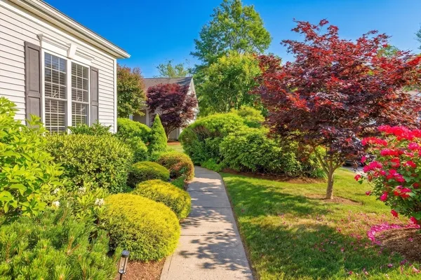 Property Slideshow image 3 of 39 | 4 madison reach, Plymouth, MA, 02360